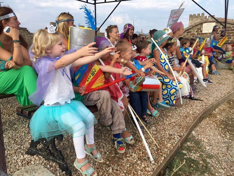 Наши крымские каникулы: семейные лагеря в Зеленогорье!