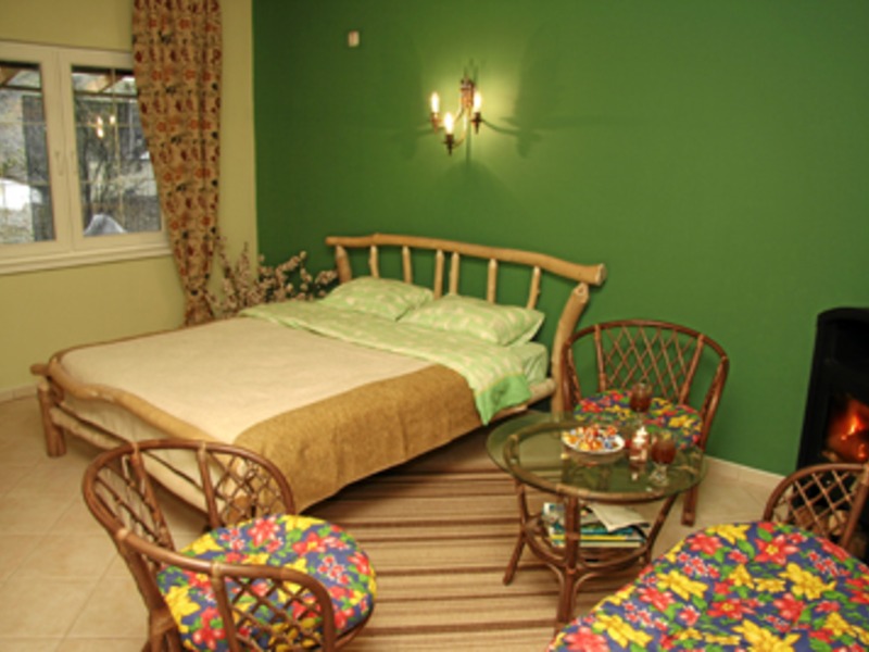 Гостиница "Золотой Теленок" в Зеленогорье - 11